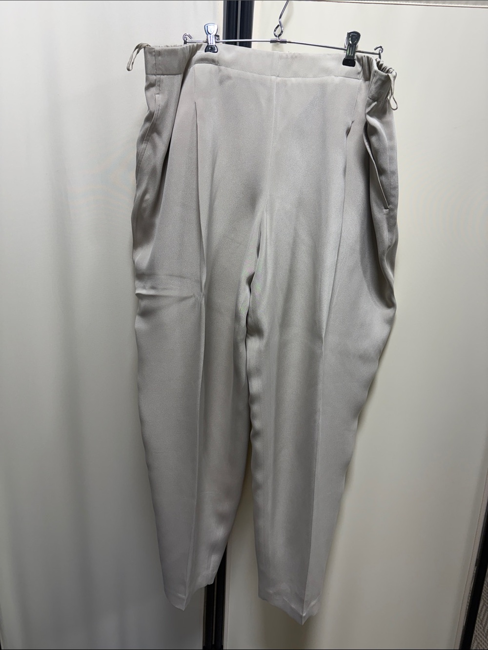 Lafayette 148 New York Light Gray Pleated High-Waist Trousers